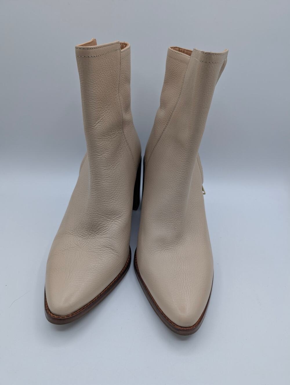 Seychelles Desirable Off White Leather Ankle Boots Pointed Toe Block Heel 9